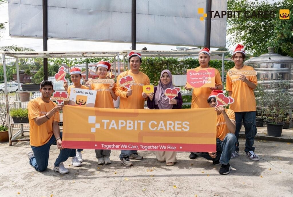 volunteers tapbit cares community service